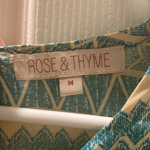 Blouse - Picture 2 of 3